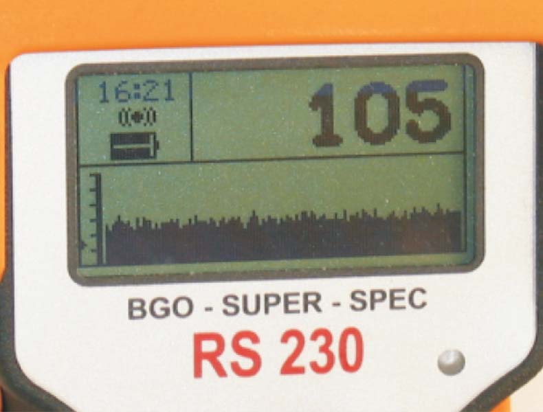 RS-230 Handheld Gamma-Ray Spectrometer Product Photo